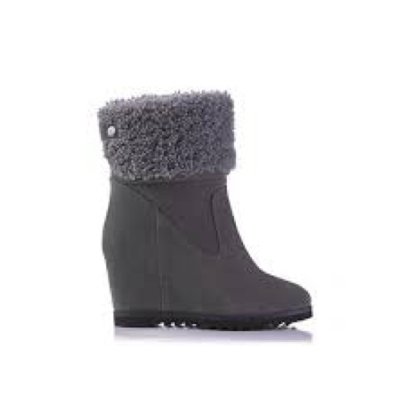UGG Shoes - UGG like new Kyra shearling wedge heel boots. Size 9. Worn once.